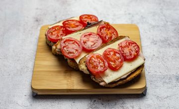 Бутерброд с ветчиной и сыром